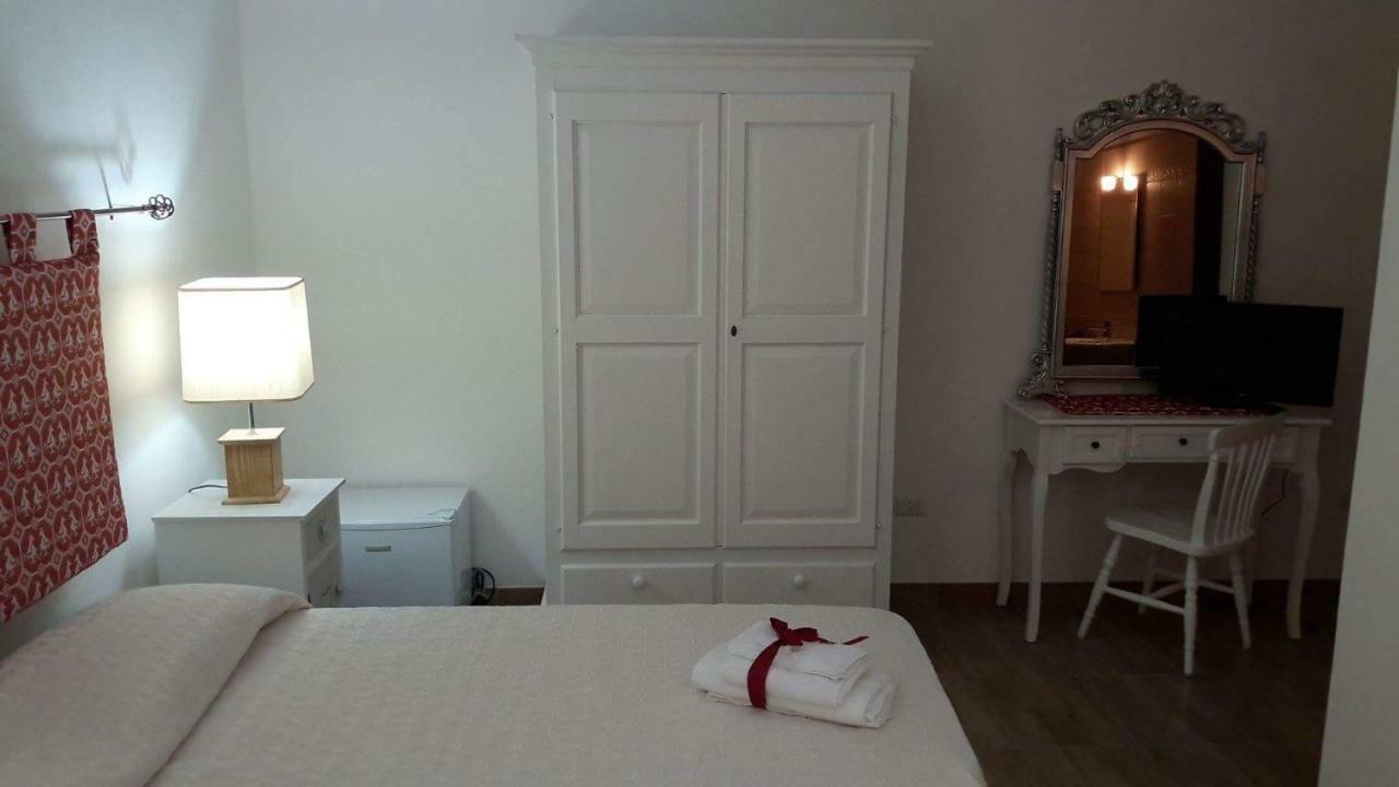 Camere Vacanze Acqua Chiara Porto Torres Buitenkant foto